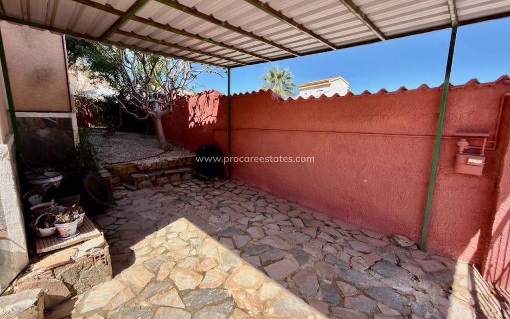 2 soveværelse Villa til salg i Ciudad Quesada med swimmingpool - € 235.000 (Ref: 9778616)