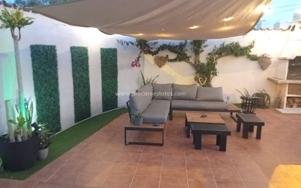 4 quarto Moradia para venda em Dona Pepa com piscina - 395 000 € (Ref: 9778620)