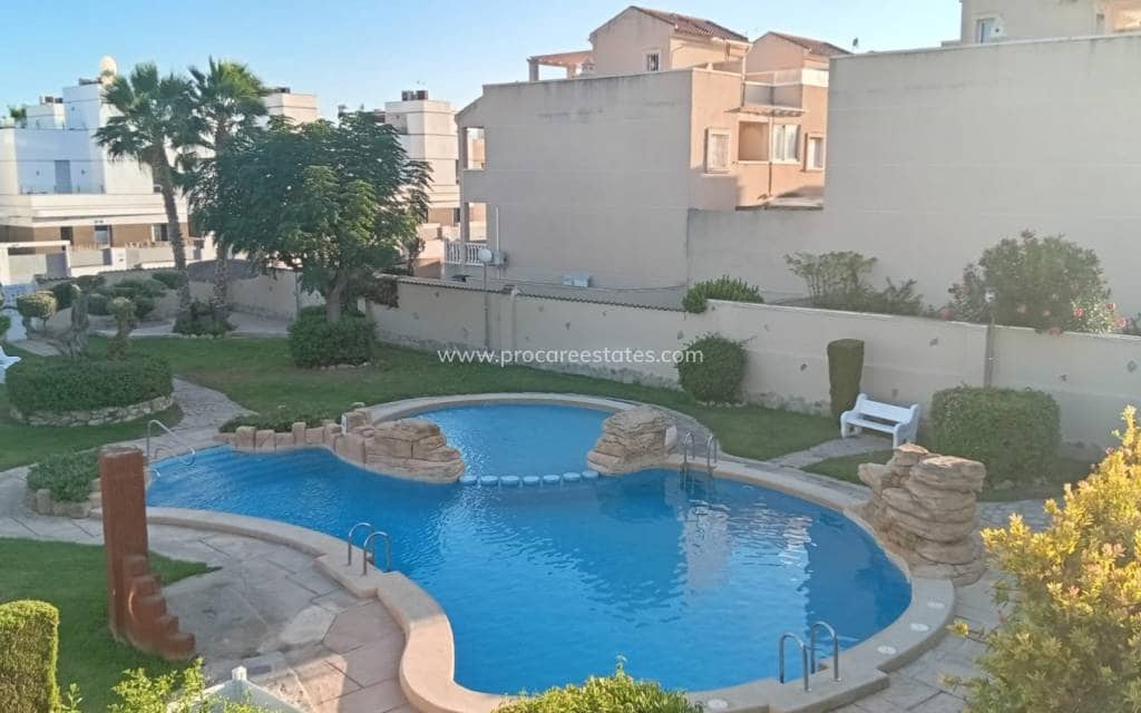 4 quarto Moradia para venda em Dona Pepa com piscina - 395 000 € (Ref: 9778620)