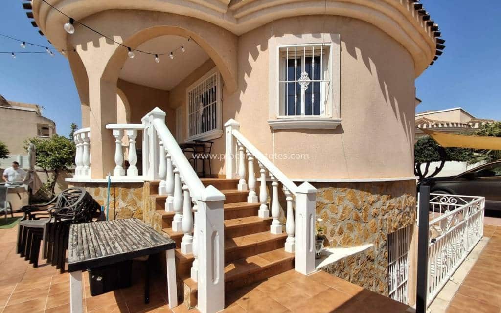 4 quarto Moradia para venda em Dona Pepa com piscina - 395 000 € (Ref: 9778620)