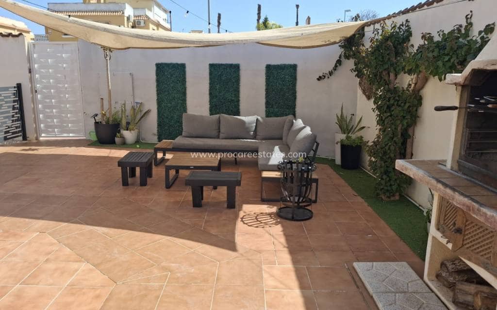 4 quarto Moradia para venda em Dona Pepa com piscina - 395 000 € (Ref: 9778620)