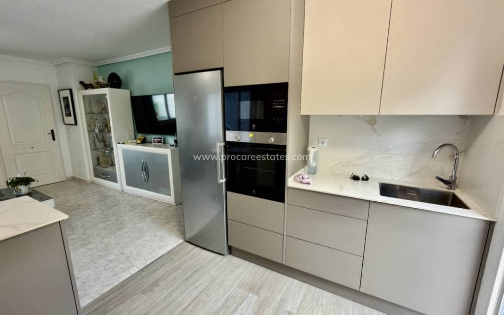 3 makuuhuone Huvila myytävänä paikassa Ciudad Quesada - 285 000 € (Ref: 9778622)