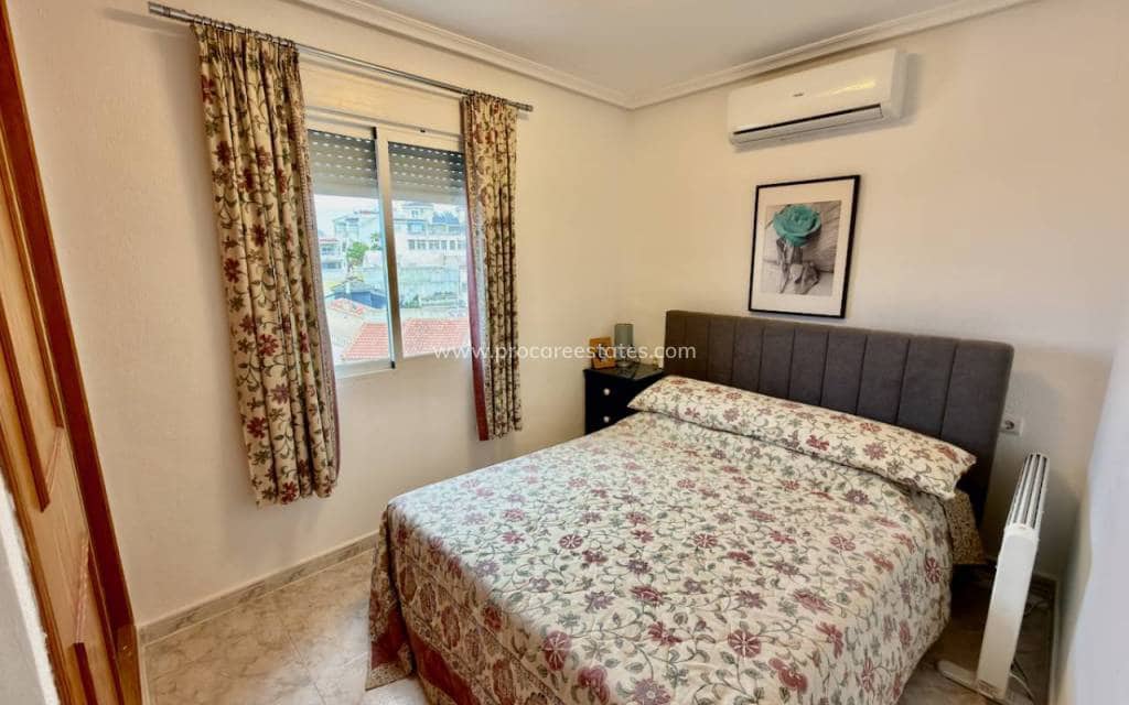 3 makuuhuone Huvila myytävänä paikassa Ciudad Quesada - 285 000 € (Ref: 9778622)