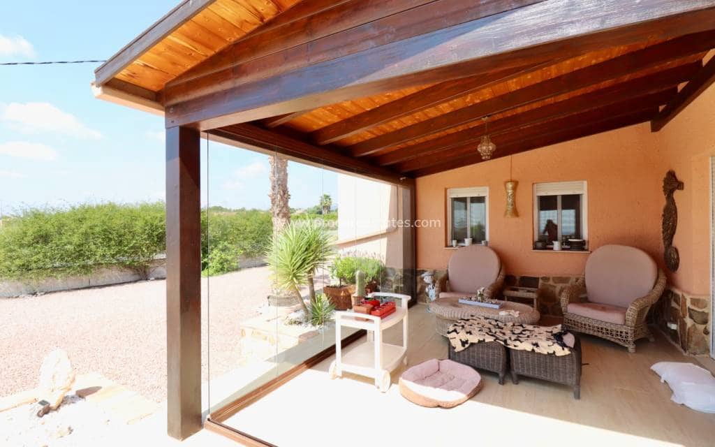 4 soveværelse Finca/Landehus til salg i Albatera med swimmingpool garage - € 540.000 (Ref: 9818467)