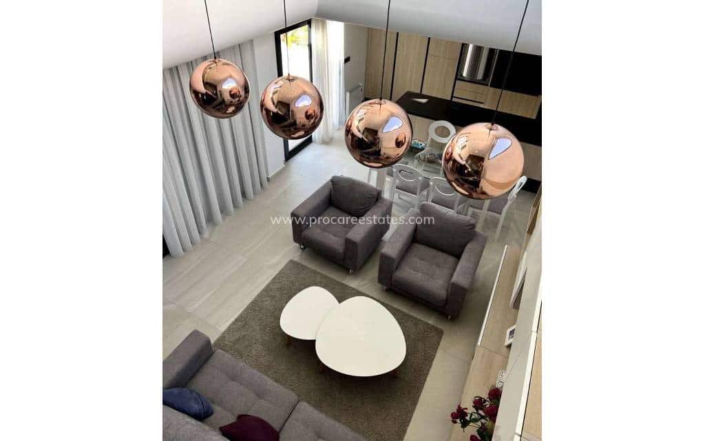 3 slaapkamer Villa te koop in Ciudad Quesada met zwembad - € 770.000 (Ref: 9850095)