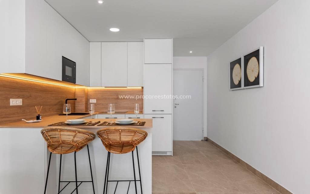 4 slaapkamer Appartement te koop in Benijofar met zwembad - € 328.000 (Ref: 9850098)