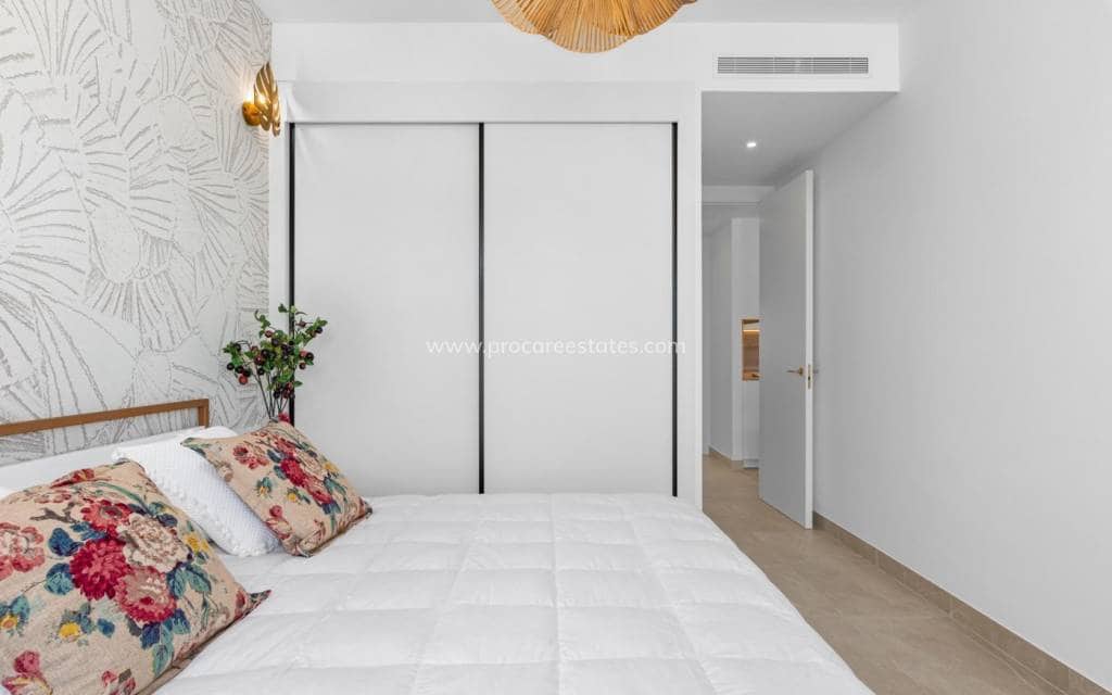 4 slaapkamer Appartement te koop in Benijofar met zwembad - € 328.000 (Ref: 9850098)