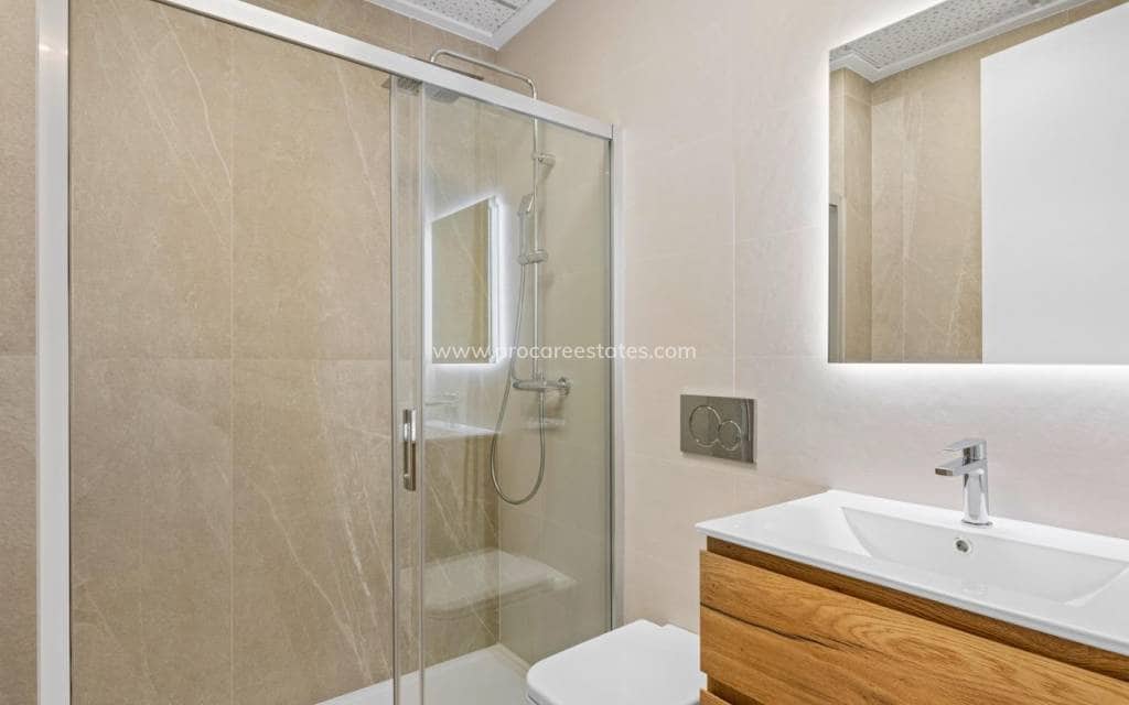 4 slaapkamer Appartement te koop in Benijofar met zwembad - € 328.000 (Ref: 9850098)