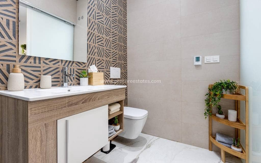 3 Zimmer Villa zu verkaufen in Ciudad Quesada mit Pool - 588.000 € (Ref: 9850102)