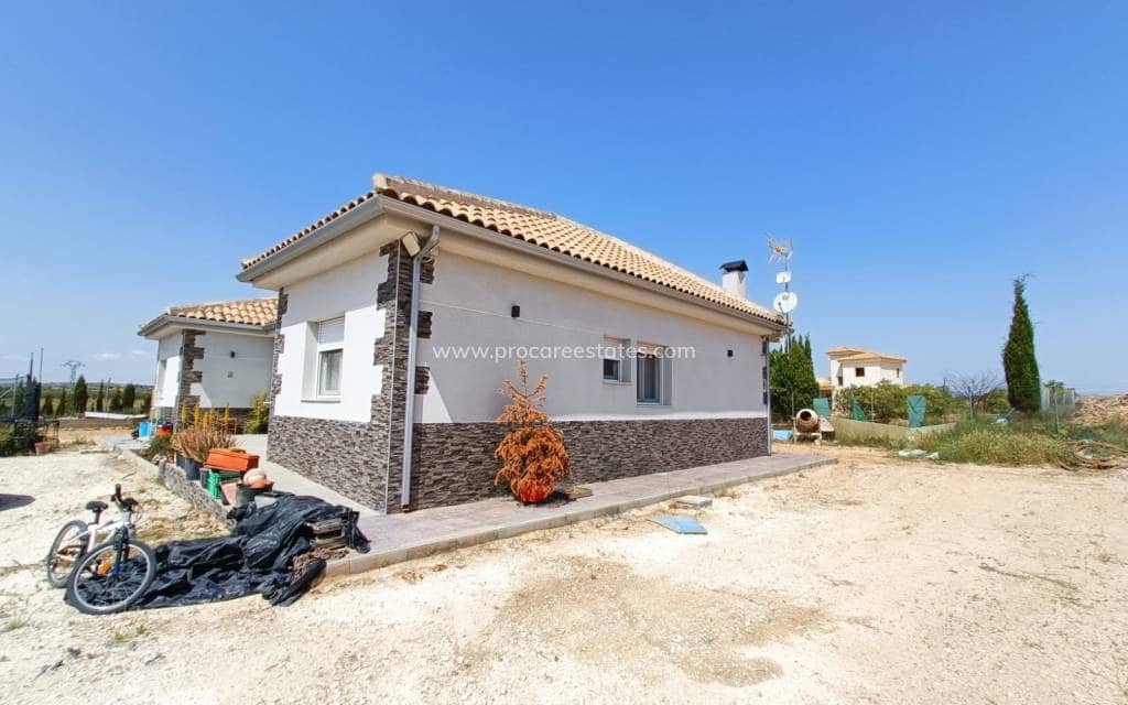 4 bedroom Villa for sale in Pinoso - € 420,000 (Ref: 9850104)