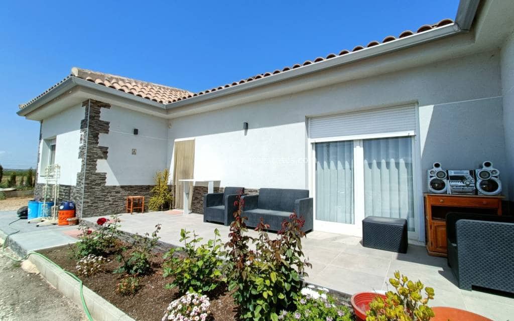 4 bedroom Villa for sale in Pinoso - € 420,000 (Ref: 9850104)