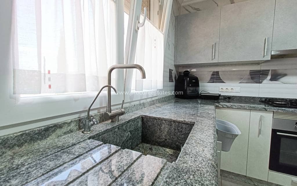 4 bedroom Villa for sale in Pinoso - € 420,000 (Ref: 9850104)