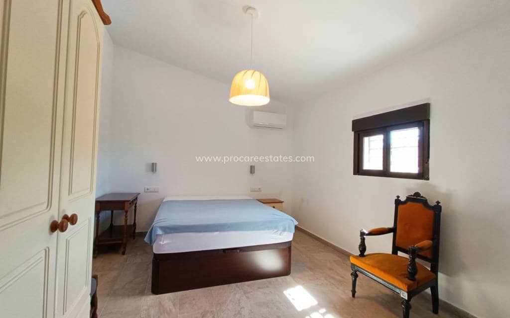 3 bedroom Villa for sale in Mahoya - € 275,000 (Ref: 9850105)