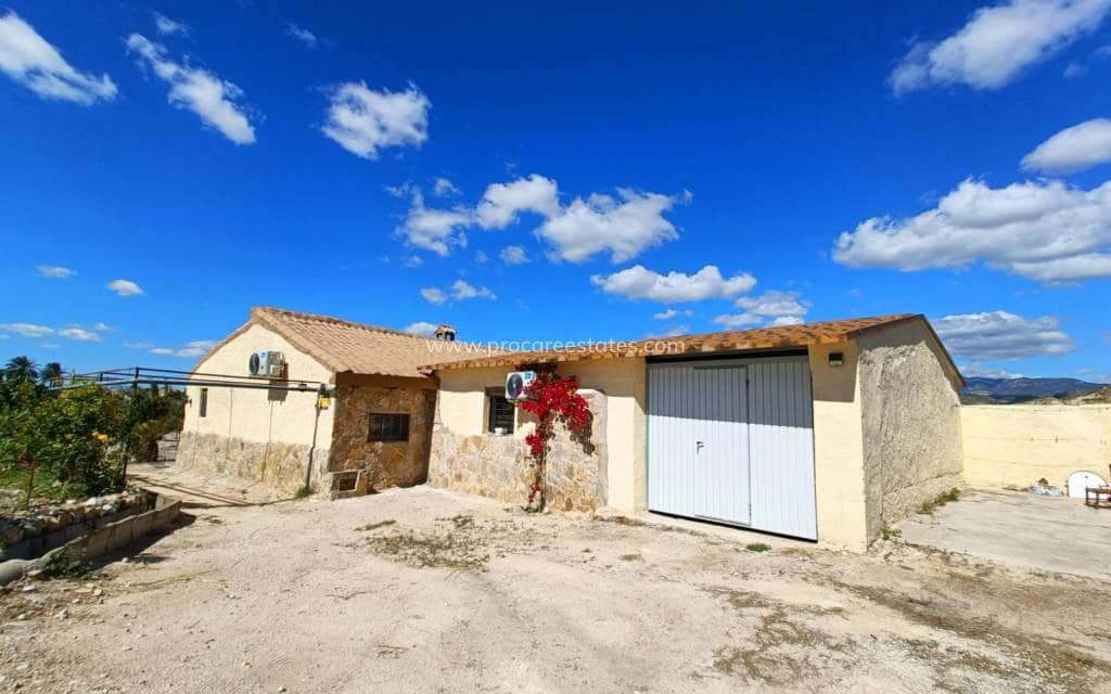 3 bedroom Villa for sale in Mahoya - € 275,000 (Ref: 9850105)