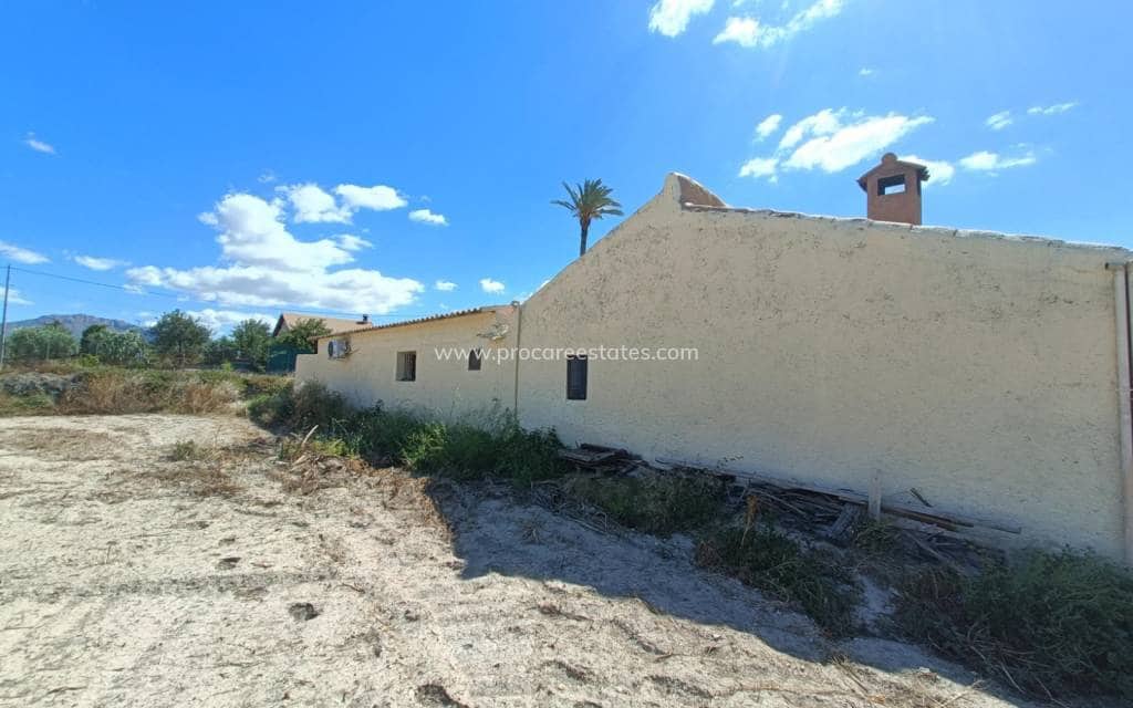 3 bedroom Villa for sale in Mahoya - € 275,000 (Ref: 9850105)