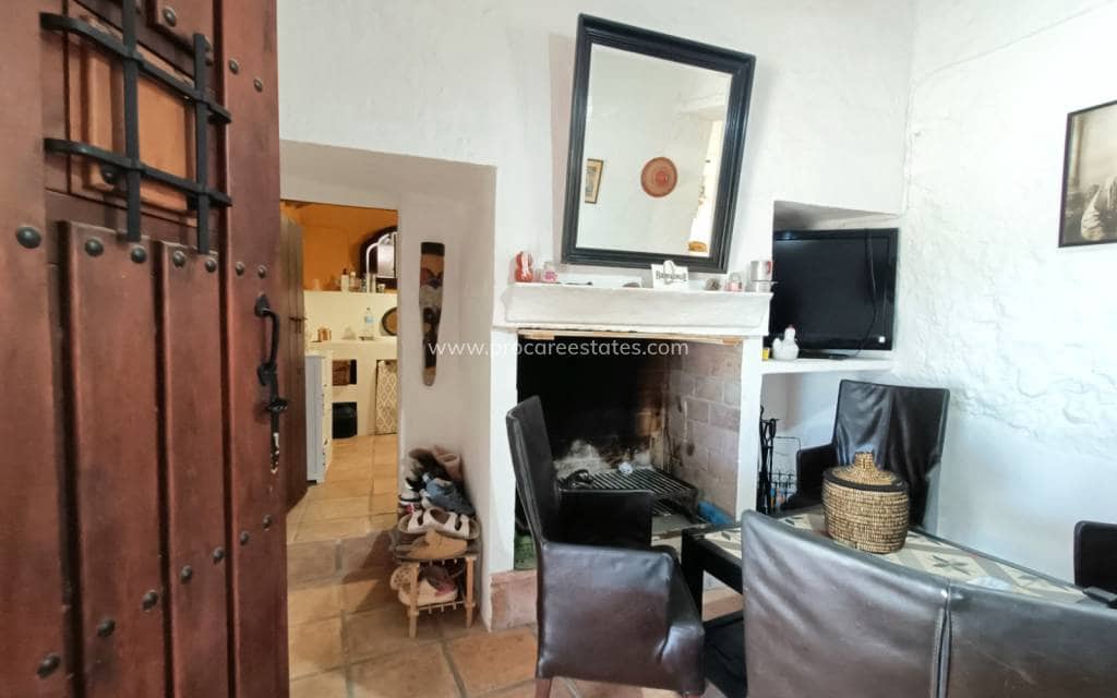 3 bedroom Villa for sale in Mahoya - € 275,000 (Ref: 9850105)