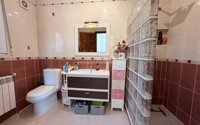 3 makuuhuone Huvila myytävänä paikassa Ciudad Quesada, Rojales mukana uima-altaan - 450 000 € (Ref: 9850106)