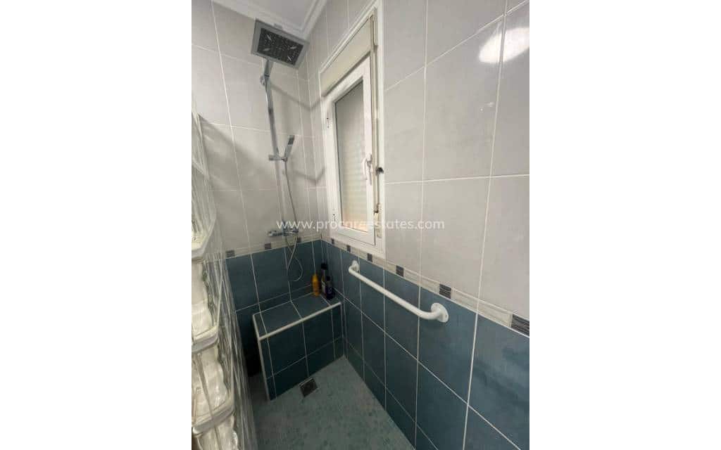 2 soveværelse Byhus til salg i Dona Pepa med swimmingpool - € 189.995 (Ref: 9850107)