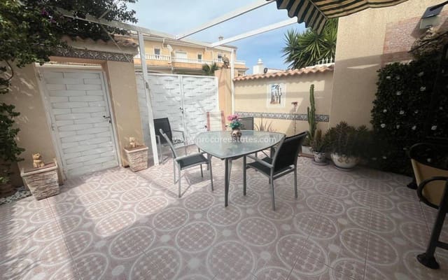 2 soveværelse Byhus til salg i Doña Pepa, Rojales med swimmingpool - € 189.995 (Ref: 9850107)