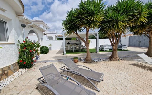 3 soveværelse Villa til salg i Pueblo Bravo, Rojales med swimmingpool - € 440.000 (Ref: 9850108)