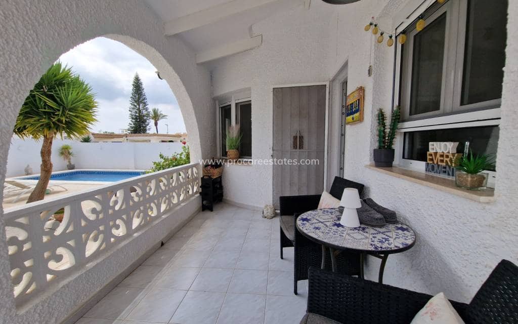 3 bedroom Villa for sale in Pueblo Bravo with pool - € 440,000 (Ref: 9850108)