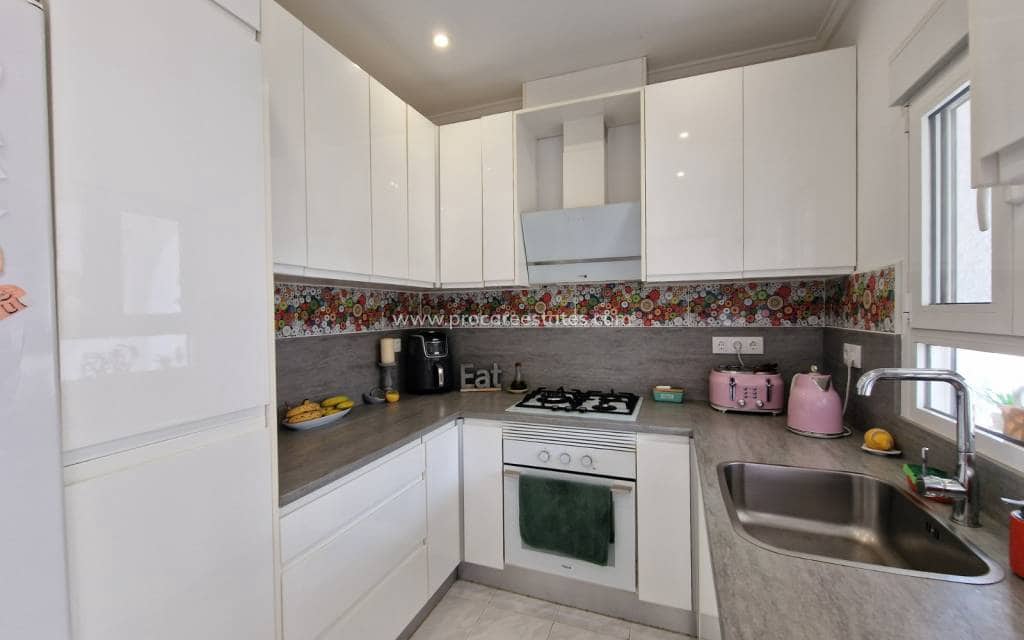 3 bedroom Villa for sale in Pueblo Bravo with pool - € 440,000 (Ref: 9850108)
