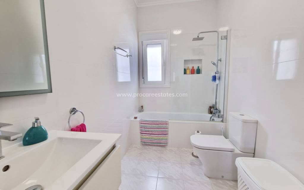 3 bedroom Villa for sale in Pueblo Bravo with pool - € 440,000 (Ref: 9850108)