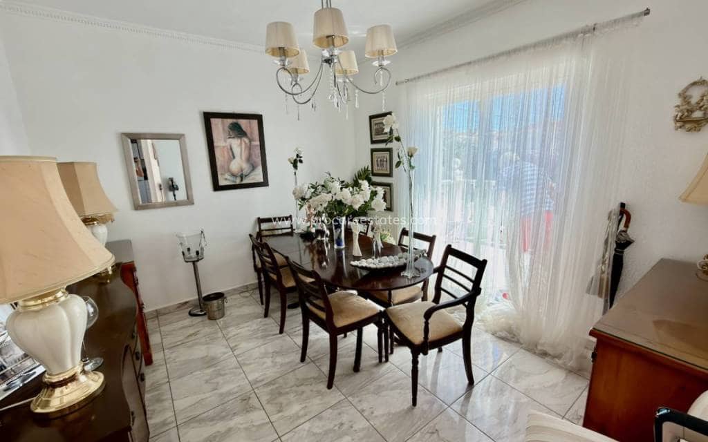 5 sovrum Villa till salu i Ciudad Quesada med pool - 599 995 € (Ref: 9850110)
