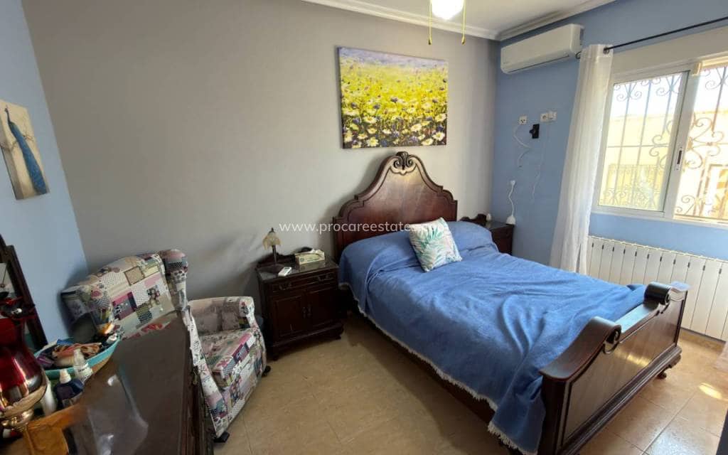 5 Zimmer Finca/Landgut zu verkaufen in Catral mit Pool - 595.000 € (Ref: 9850111)