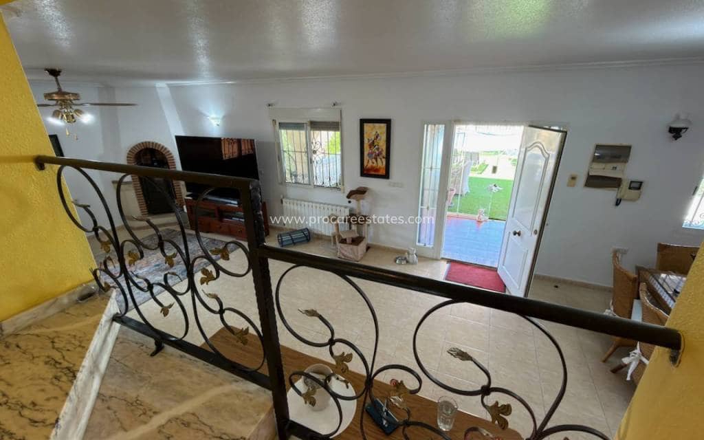 5 Zimmer Finca/Landgut zu verkaufen in Catral mit Pool - 595.000 € (Ref: 9850111)