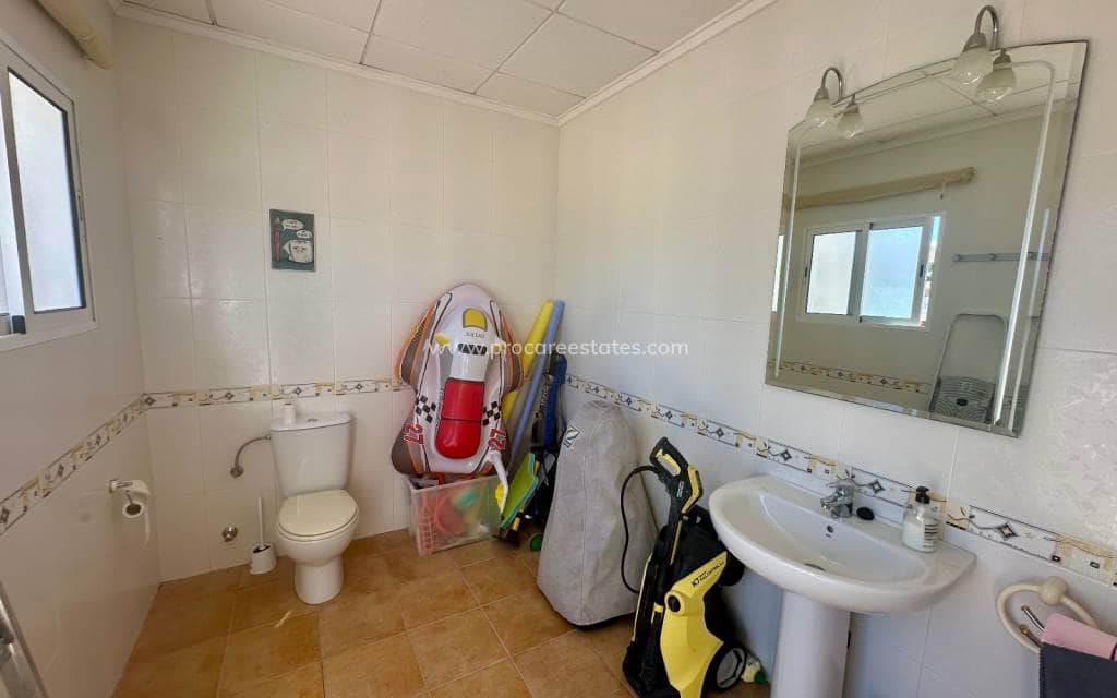 3 makuuhuone Maalaistalo myytävänä paikassa Catral mukana uima-altaan - 435 000 € (Ref: 9867307)