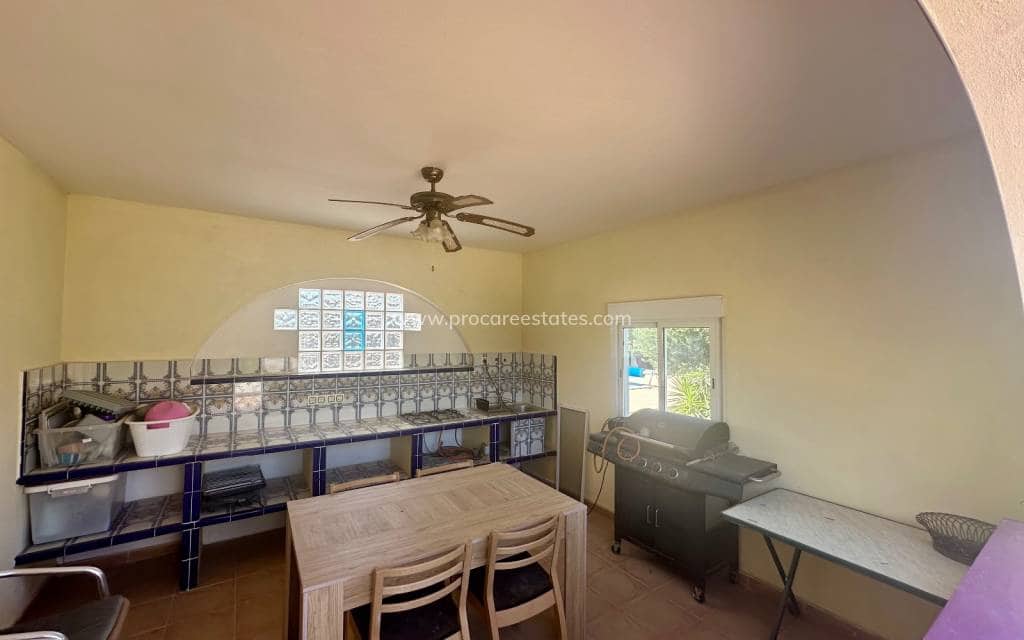 3 quarto Quinta/Casa Rural para venda em Catral com piscina - 360 000 € (Ref: 9901337)