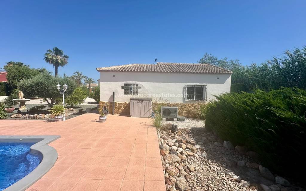 3 quarto Quinta/Casa Rural para venda em Catral com piscina - 360 000 € (Ref: 9901337)