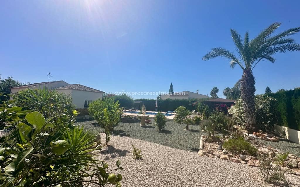 3 quarto Quinta/Casa Rural para venda em Catral com piscina - 360 000 € (Ref: 9901337)