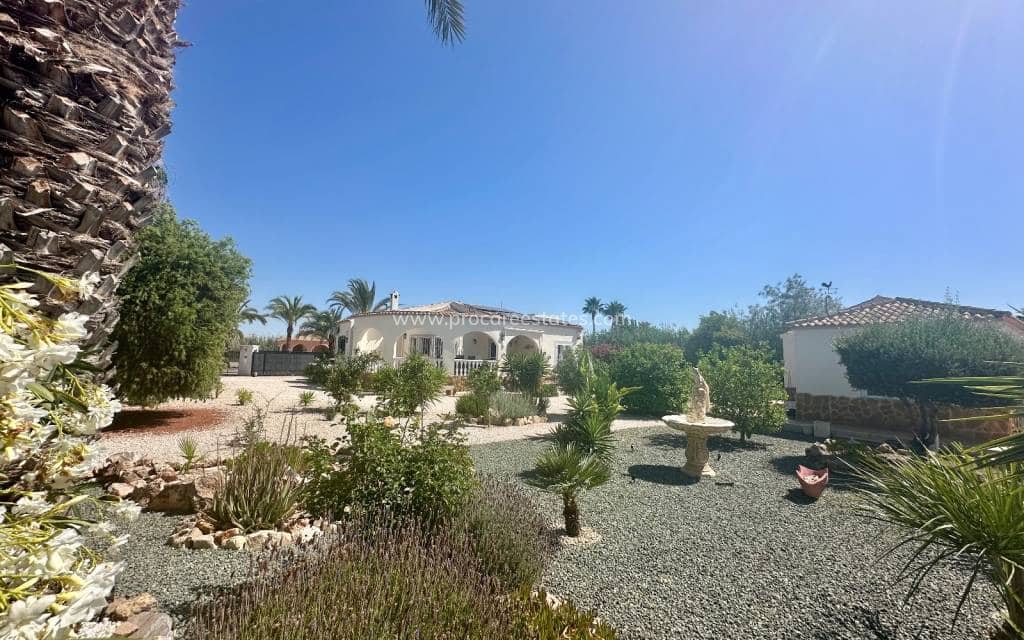 3 quarto Quinta/Casa Rural para venda em Catral com piscina - 360 000 € (Ref: 9901337)