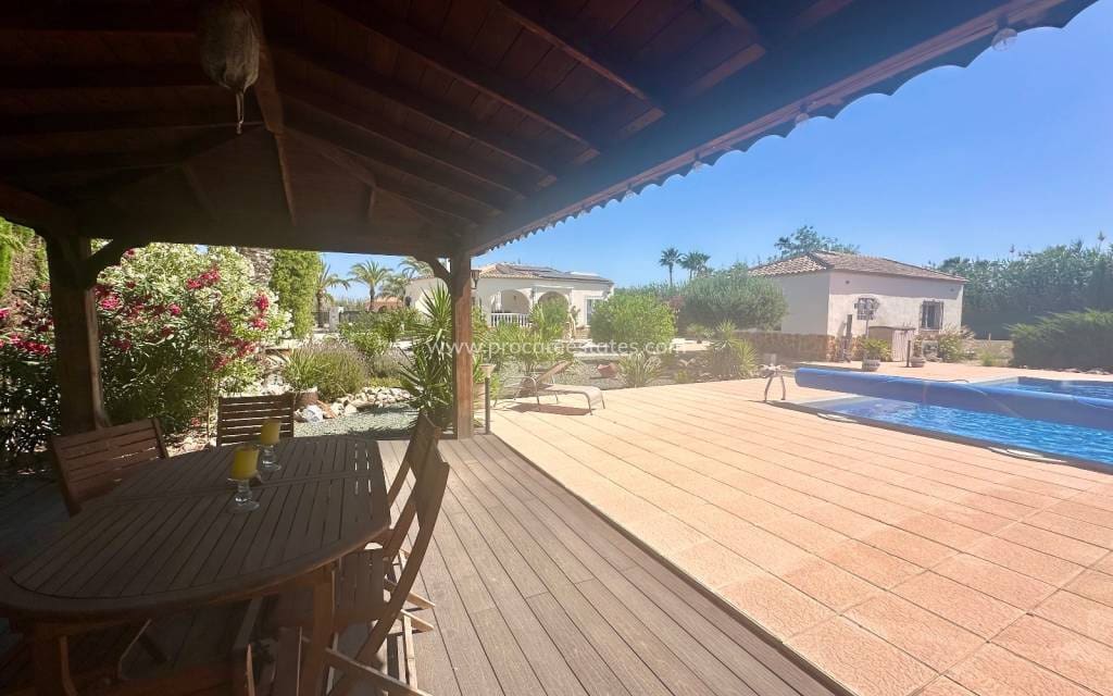 3 quarto Quinta/Casa Rural para venda em Catral com piscina - 360 000 € (Ref: 9901337)
