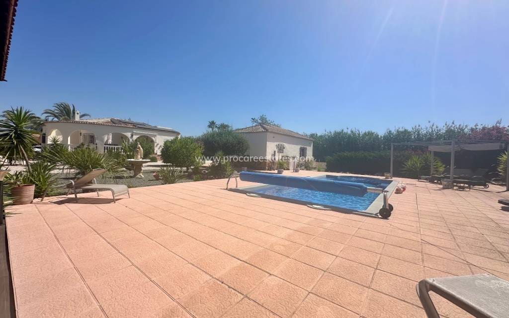 3 quarto Quinta/Casa Rural para venda em Catral com piscina - 360 000 € (Ref: 9901337)