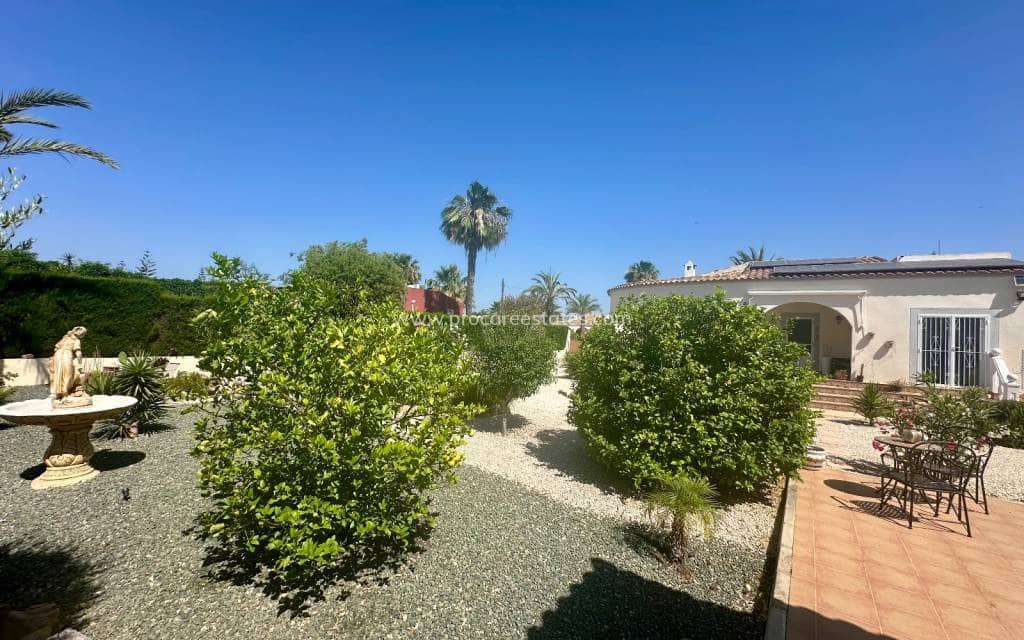3 quarto Quinta/Casa Rural para venda em Catral com piscina - 360 000 € (Ref: 9901337)