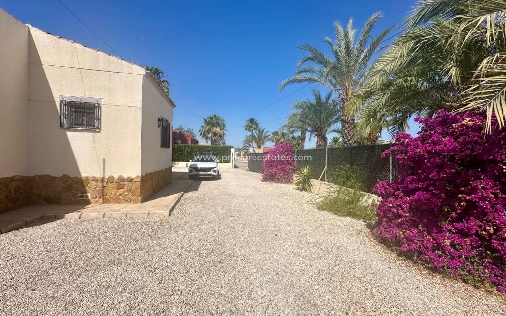 3 quarto Quinta/Casa Rural para venda em Catral com piscina - 360 000 € (Ref: 9901337)