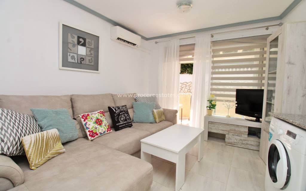 1 soverom Leilighet til salgs i Villamartin - € 109 000 (Ref: 9920910)