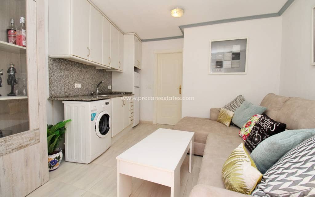 1 soverom Leilighet til salgs i Villamartin - € 109 000 (Ref: 9920910)