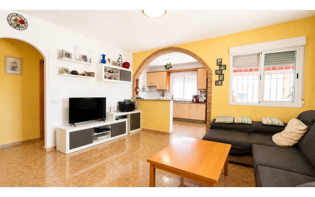 3 soveværelse Villa til salg i Macisvenda med swimmingpool - € 265.000 (Ref: 9920912)