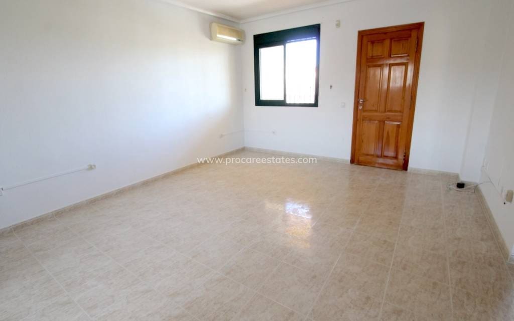 2 bedroom Apartment for sale in Dona Pepa - € 169,950 (Ref: 9920913)