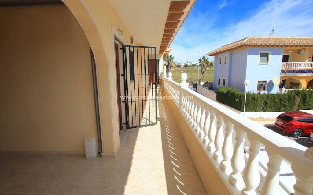 2 bedroom Apartment for sale in Dona Pepa - € 169,950 (Ref: 9920913)