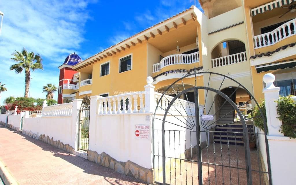 2 bedroom Apartment for sale in Dona Pepa - € 169,950 (Ref: 9920913)