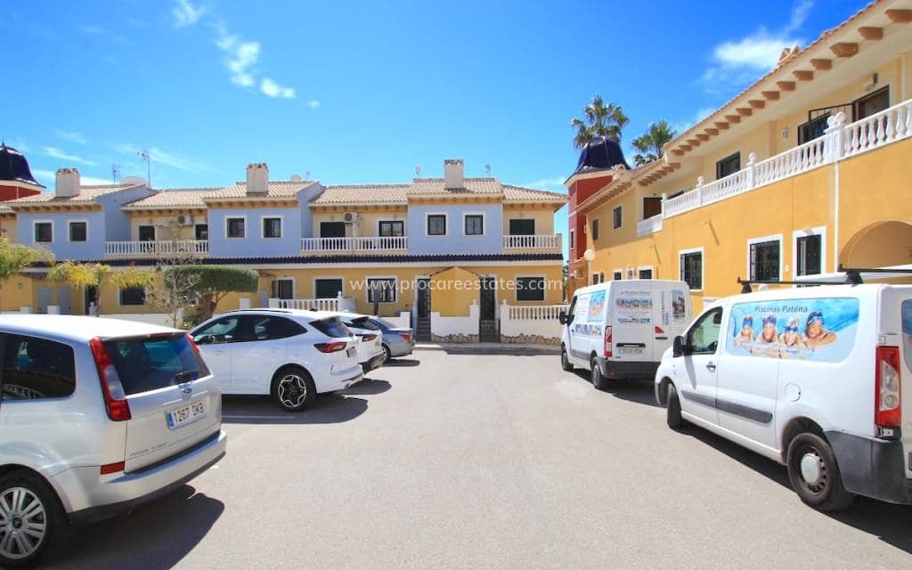 2 bedroom Apartment for sale in Dona Pepa - € 169,950 (Ref: 9920913)