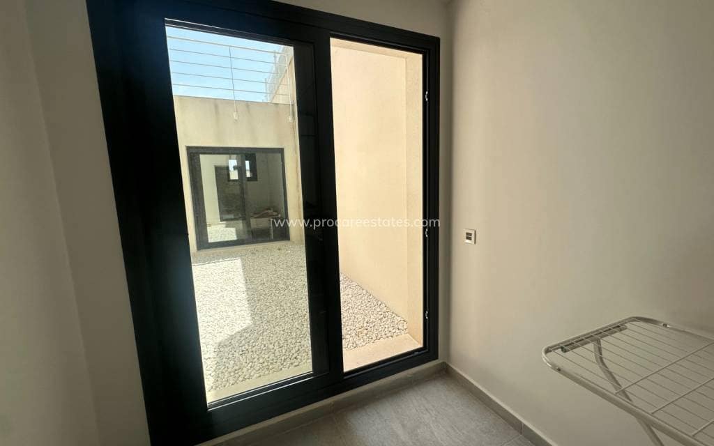5 bedroom Villa for sale in San Miguel de Salinas with pool - € 499,990 (Ref: 9920914)