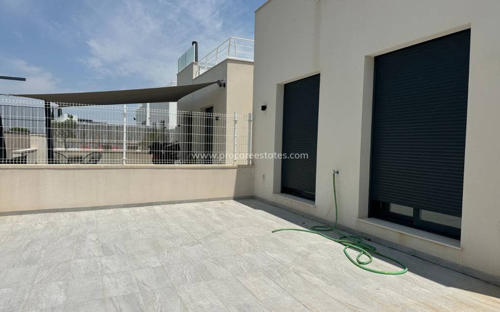 5 bedroom Villa for sale in San Miguel de Salinas with pool - € 499,990 (Ref: 9920914)