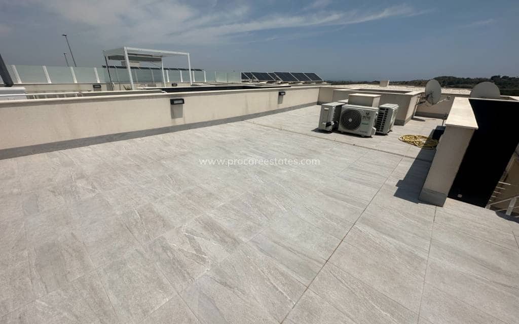 5 bedroom Villa for sale in San Miguel de Salinas with pool - € 499,990 (Ref: 9920914)