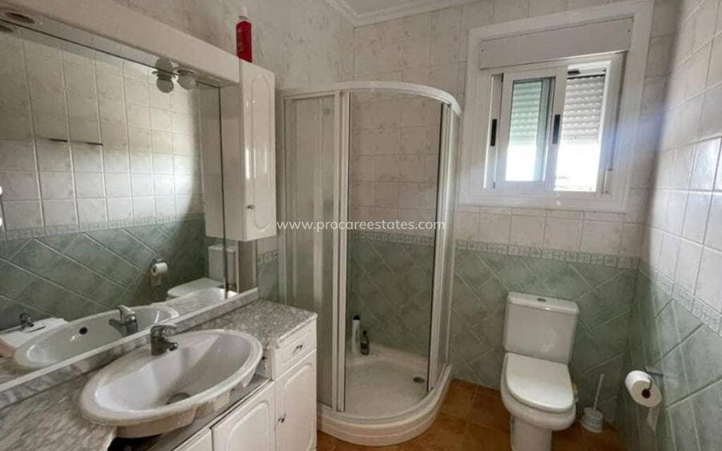 3 bedroom Villa for sale in Daya Vieja - € 284,000 (Ref: 9920917)